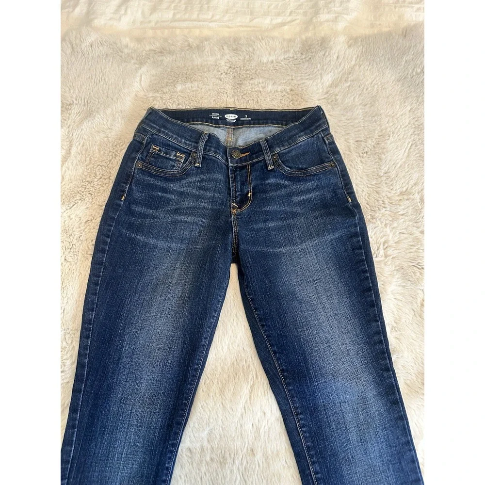 Old Navy Jeans Women Skinny Short‎ /Court Size 2 Blue